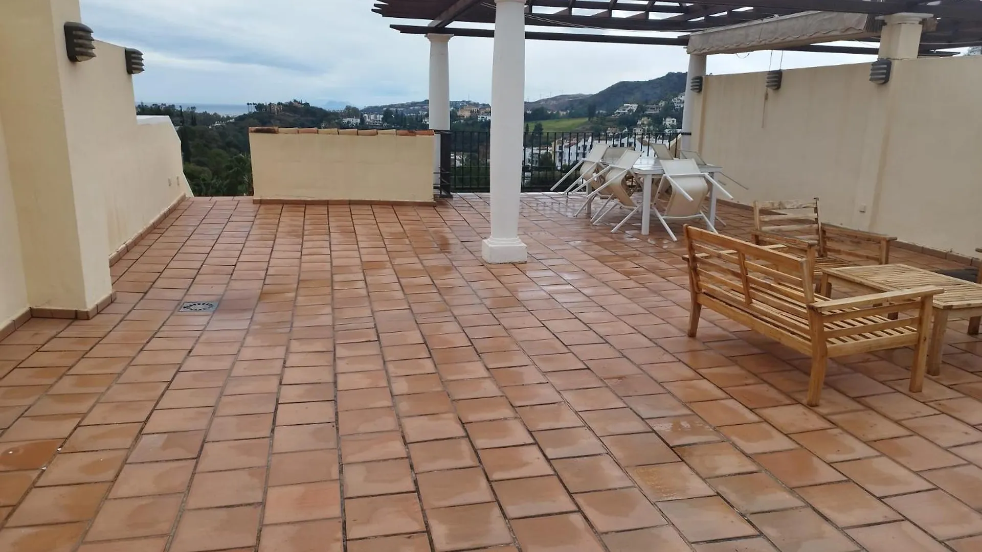 Apartment Los Arqueros Las Jacarandas Benahavis